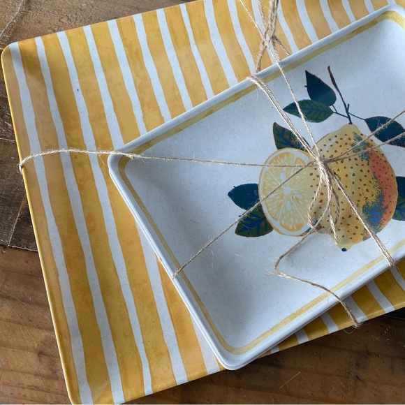 Threshold - Plaid & Stripes Bamboo-Melamine Serving Tray Set - Picture 2 of 3